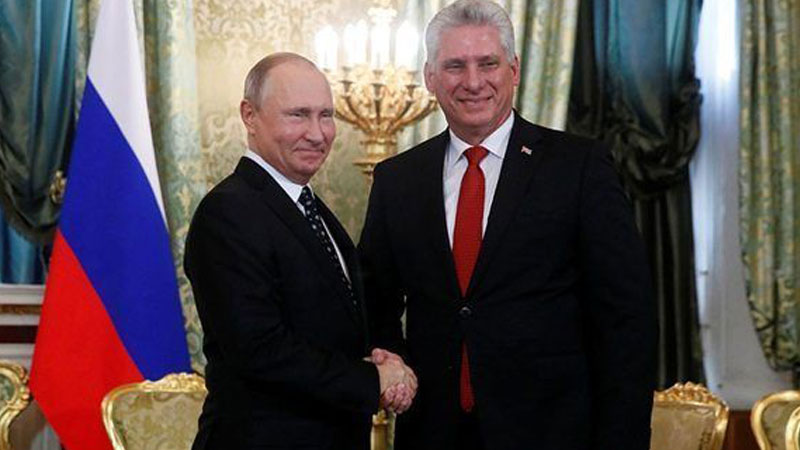Vladimir Putin and Miguel Diaz Canel