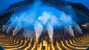 Authorities answer to refute misunderstandings, rumors on Three Gorges Dam