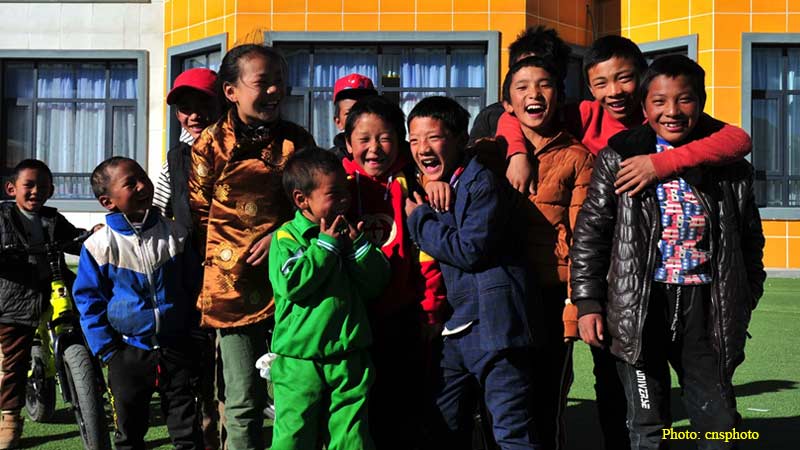Children, play, kindergarten, Rongma ecological relocation, lhasa