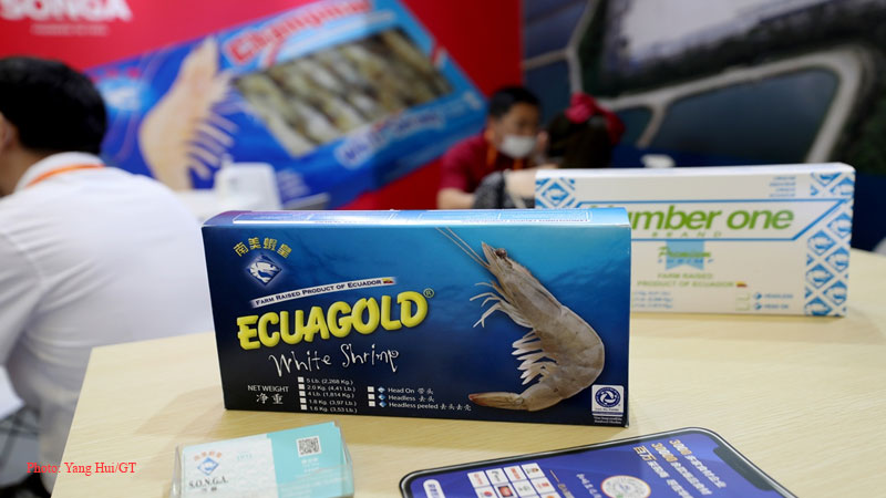 Ecuadorian seafood exporter, shrimp, a box of Ecuadorian shrimp, World Seafood Shanghai