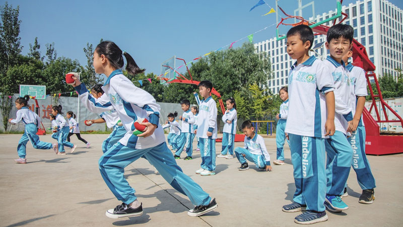 Students, Dandelion Middle School, playground.