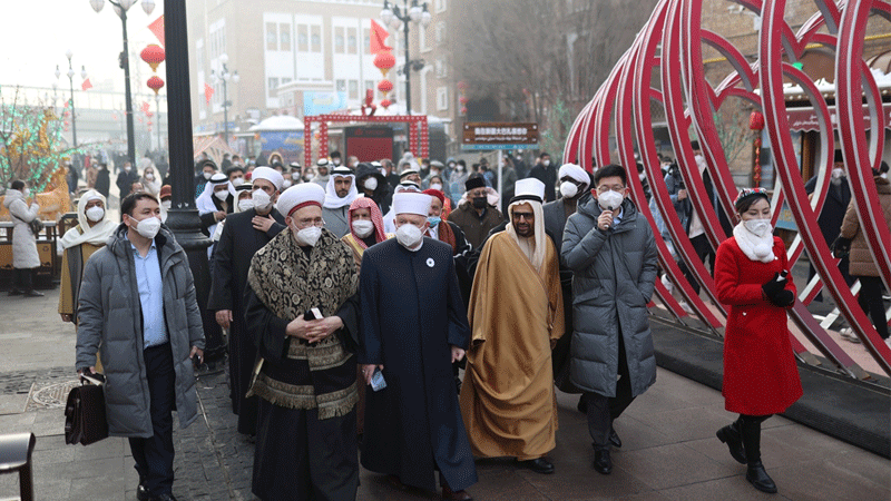 A delegation consisting of more than 30 Islamic figures and scholars from 14 countries, including the UAE, Saudi Arabia, Egypt, Syria, Bahrain, Tunisia and Bosnia and Herzegovina begin their Xinjiang visit on Sunday. Photos: Fan Lingzhi/GT
