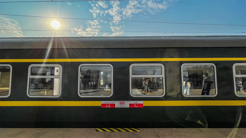 A Chinese tour group departs from Kunming, Southwest China's Yunnan Province on February 6, 2023 by train for Laos' capital Vientiane. Photo: Courtesy of Shanghai Spring Tour