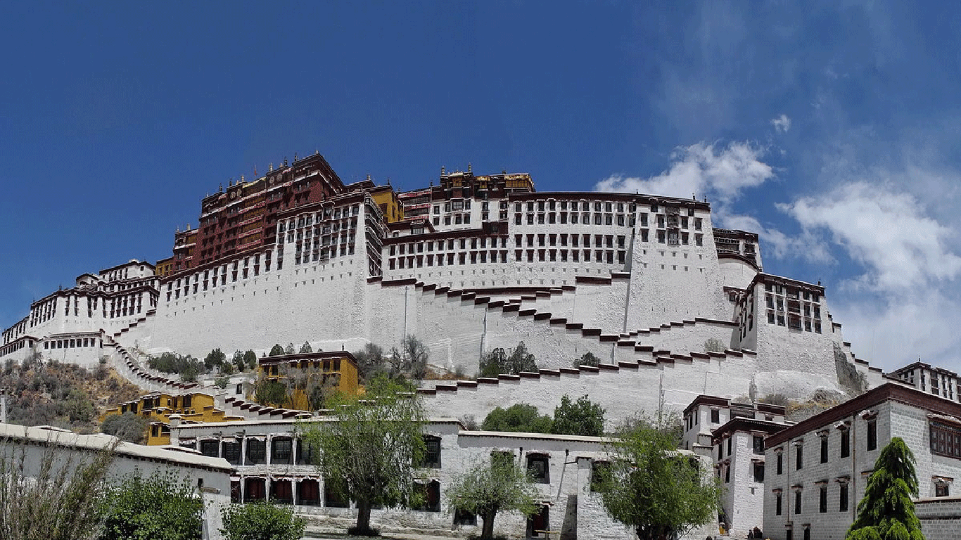 Potala Palace Photo: Wikipedia
