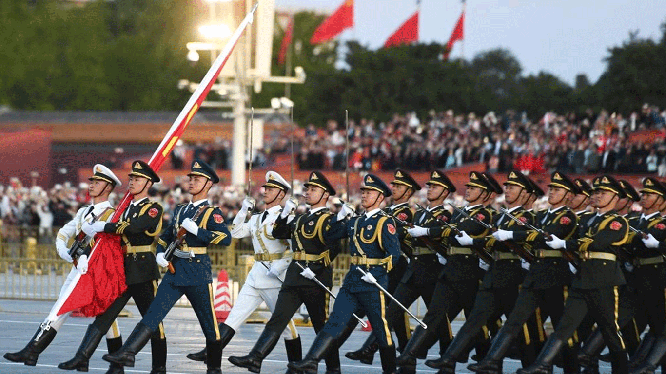 A flag-raising ceremony to celebrate the 74th anniversary of the founding of the People's Republic of China is held at the Tian'anmen Square in Beijing, capital of China, Oct. 1, 2023.(Photo: Xinhua)