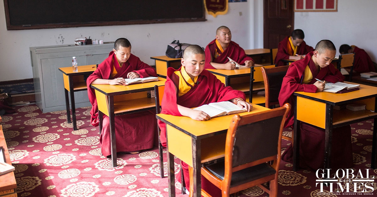 Budhdhist monks studying in Xinjiang, Xinzang, Photo: Shan Jie/GT