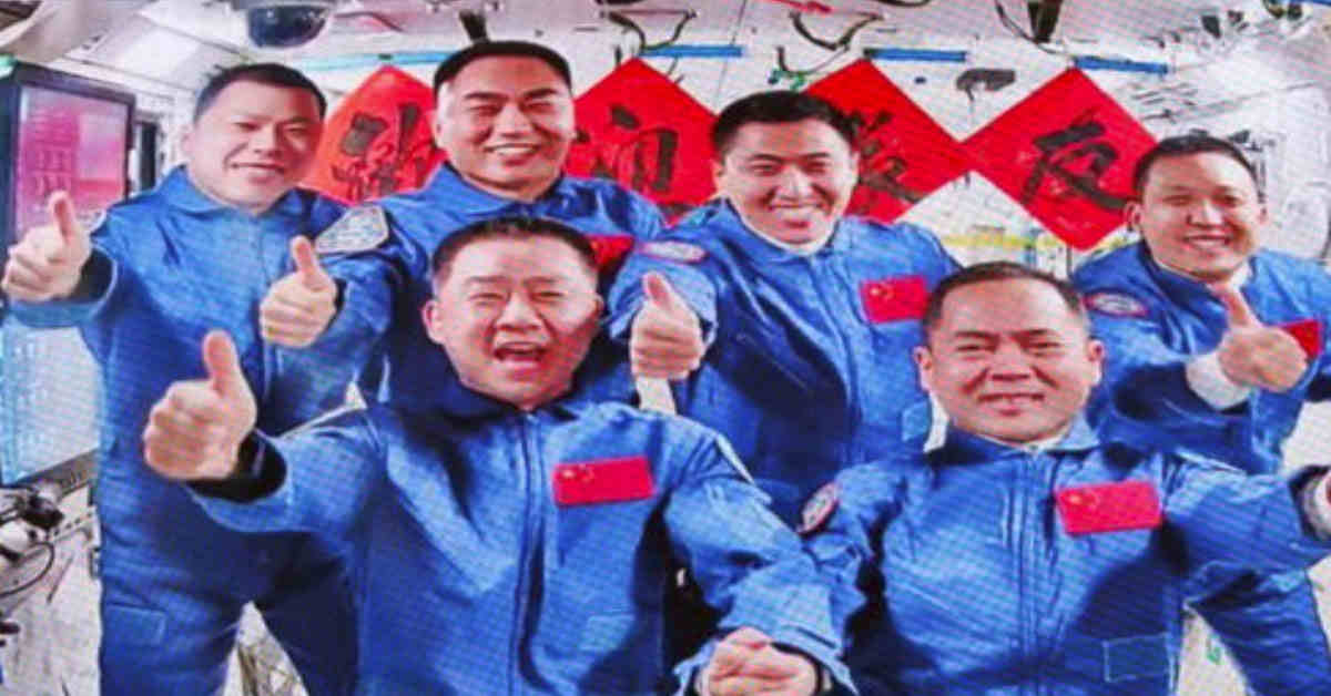 Using newly introduced oven, taikonauts enjoy BBQ in orbit; significant improvement of work and life quality for long-haul space trips, experts say Using newly introduced oven, taikonauts enjoy BBQ in orbit; significant improvement of work and life quality for long-haul space trips, experts say