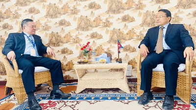 लगानीकर्तालाई उर्जामन्त्रीकाे आग्रह : ढुक्क भएर लगानी गर्नुस्